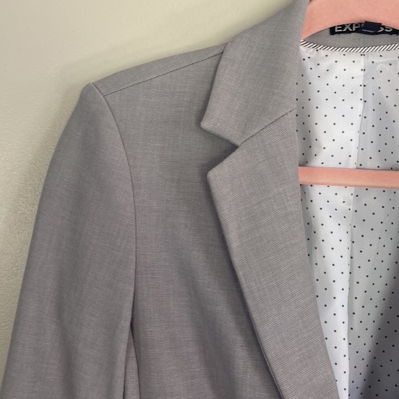 Express Notch Collar One Button Blazer - Light Grey - 2 - Picture 3 of 13